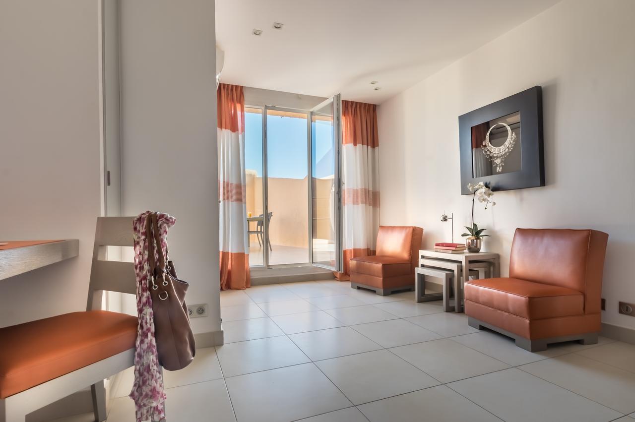 Hotel Club Port La Galere เตอูล-ซูร์-แม ภายนอก รูปภาพ